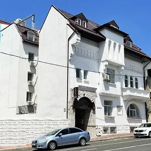 Marina Srl Bükreş